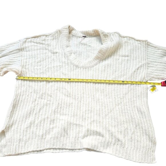 Free People Medium Blue Bell V-Neck Pullover Sweater Oversize Slouchy Ivory Cozy - Picture 9 of 14